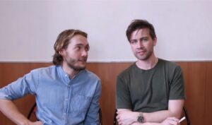 Toby Regbo e Torrance Coombs - Francis e Bash in "Reign"