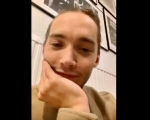 Toby Regbo - Instagram Live (19 ottobre 2020)
