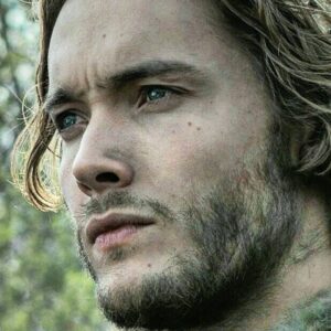 Toby Regbo - Aethelred in "The Last Kingdom"